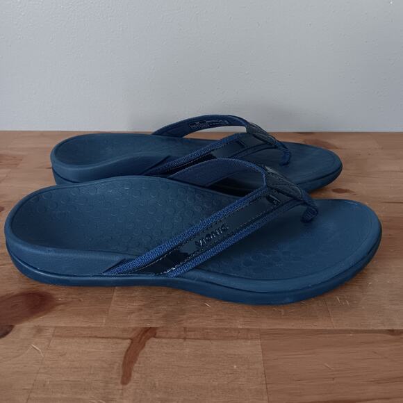 Vionic Tide Toe Post Women's Orthotic Sandals, Patent Leather Navy, Size US 8M - Picture 3 of 9
